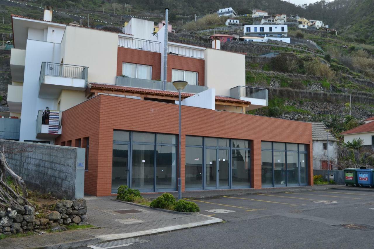 Sea View Apartment Porto Moniz Eksteriør bilde